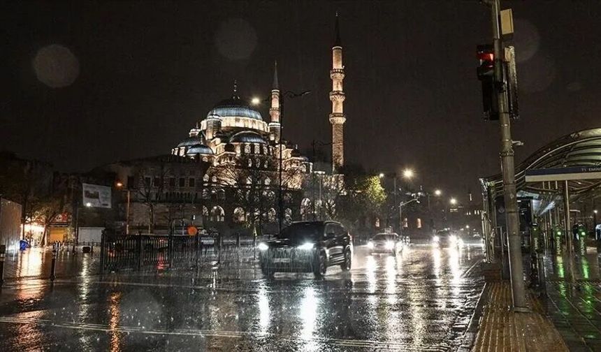 İstanbul'da Yarın Sokağa Çıkmayın!