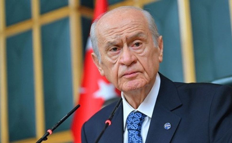 Devlet Bahçeli'den Ünlü Oyuncuya Telefon!