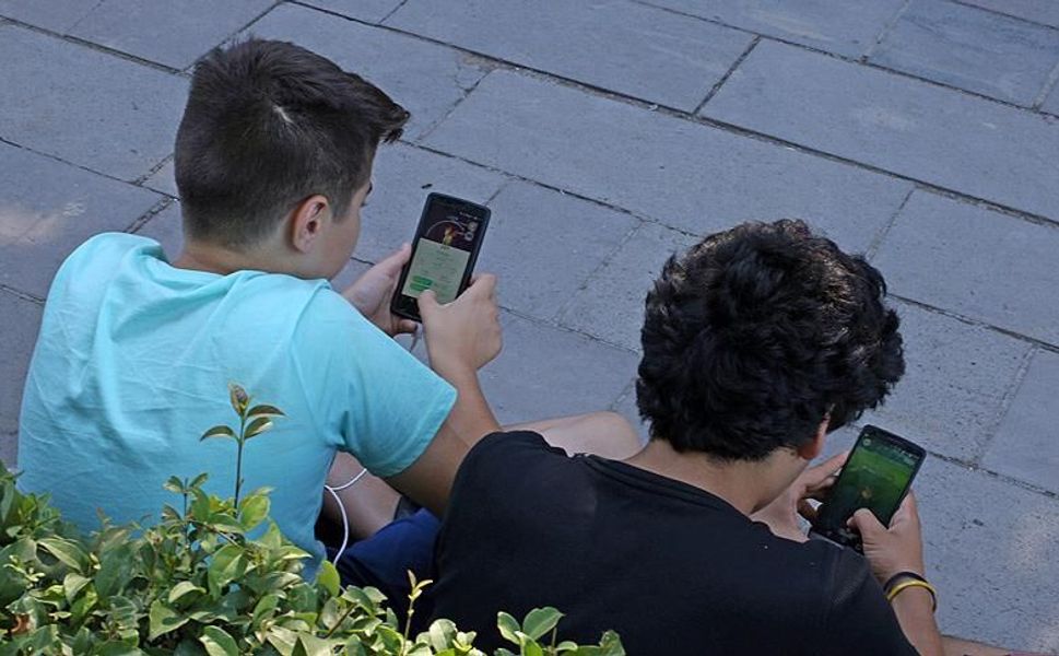 15 Yaş Altına Sosyal Medya Yasağı Yürürlüğe Girdi!