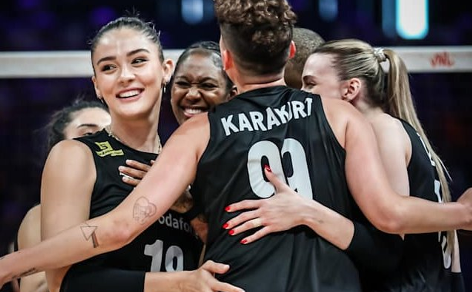 Filenin Sultanları Yarı Finalde!