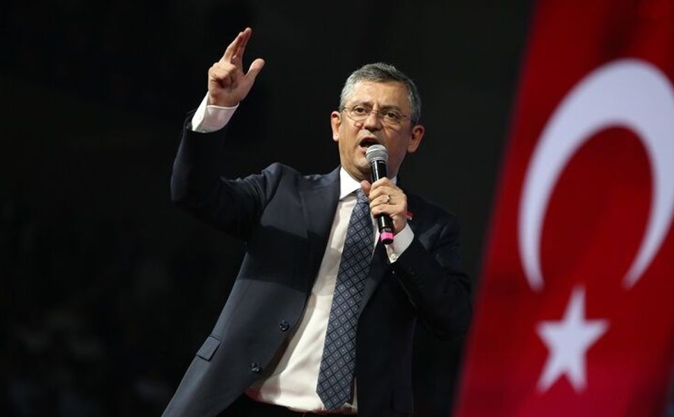 Özgür Özel'den Çankaya operasyonu tepkisi: "Siyasi hesaplaşmanın tarafı aileler ve evlatlar olamaz"