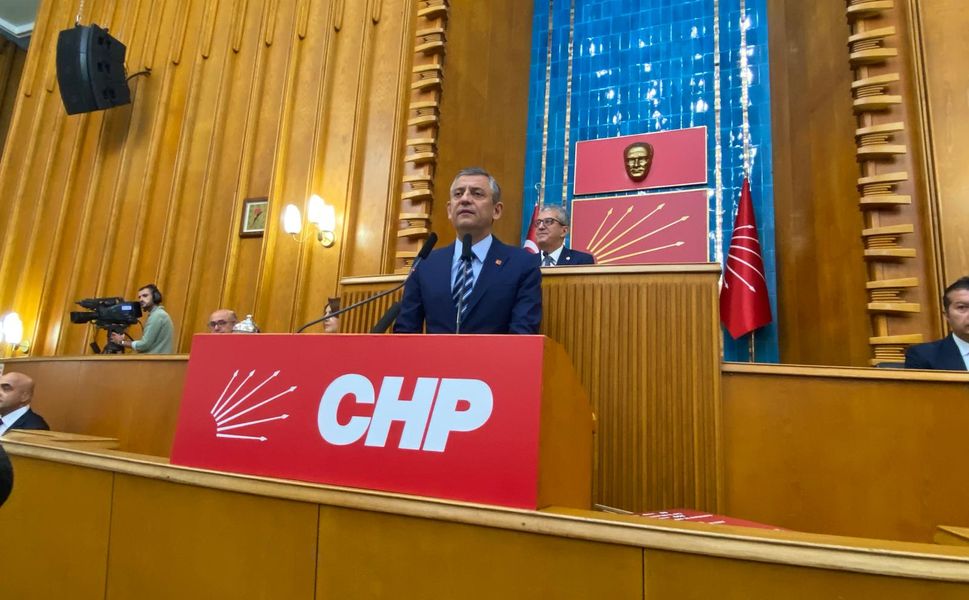 "EMEKLİ VERİLEN ZAMLA BİR TAS ÇORBA ALAMIYOR!"