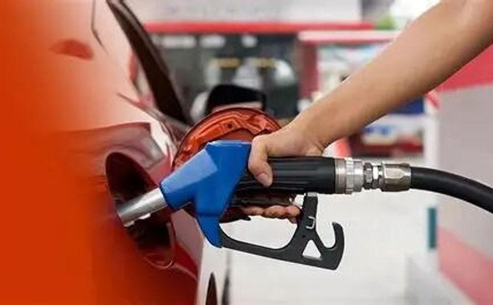 Akaryakıta Zam: Benzin, Motorin ve Otogaz Fiyatları Yükseldi