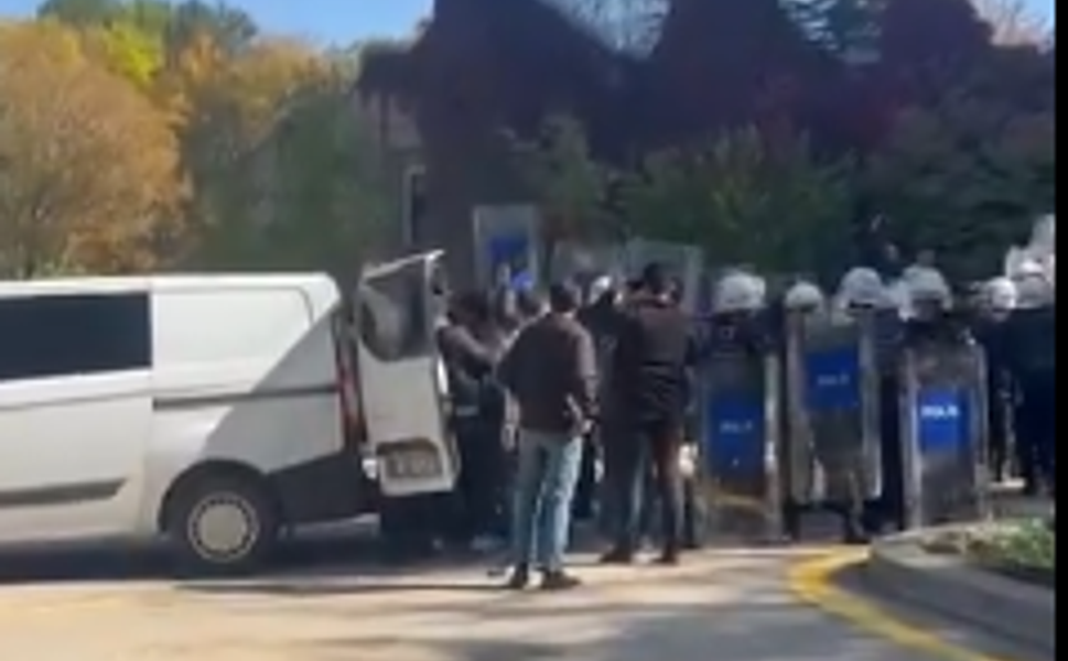 Hacettepe'de öğrencilere gözaltı ve müdahale var!