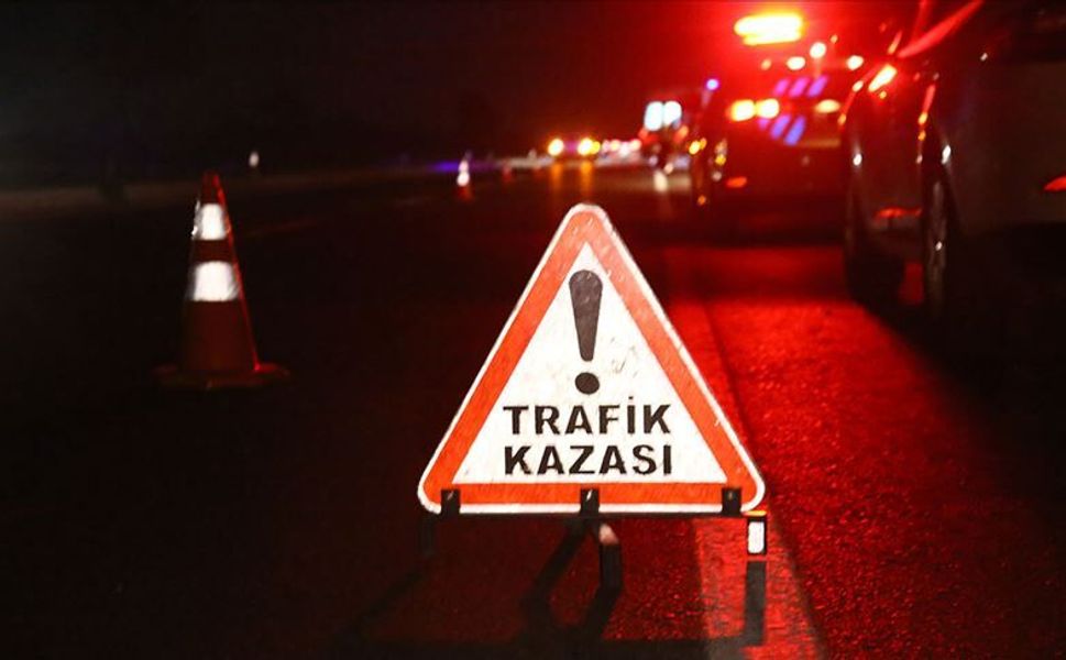 Amasya’da yolcu otobüsü şarampole uçtu: 2’si ağır 24 yaralı