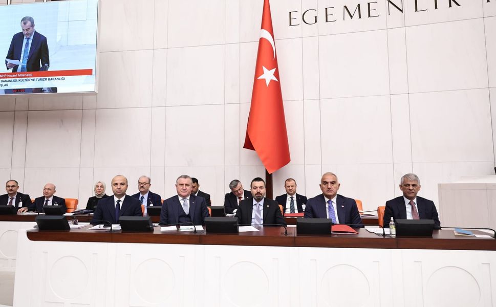 "1 milyon öğrencimizi yurtlarımızda ağırlıyoruz"