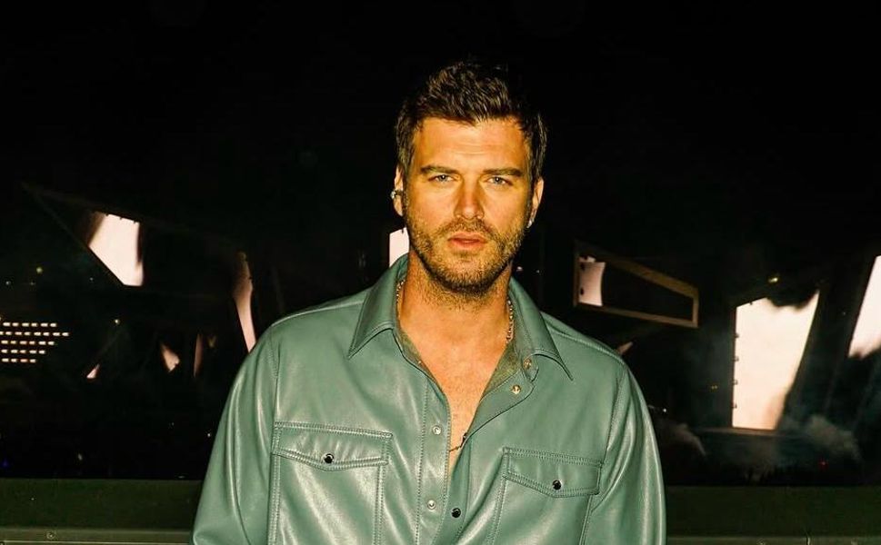 Kıvanç Tatlıtuğ'dan 'Dönence' Geliyor!