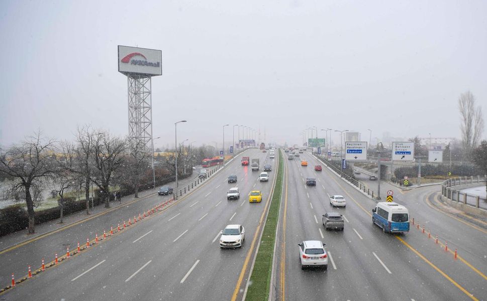ABB’den ANKAmall Önündeki Trafiğe Çare!