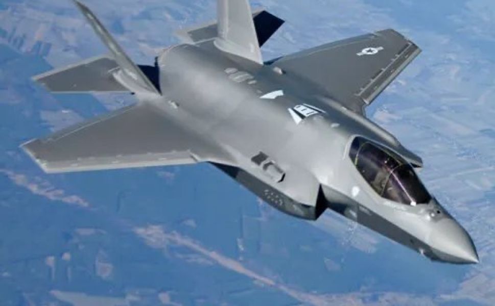 ABD, İran'a Ait Bir İHA'yı Vurdu!