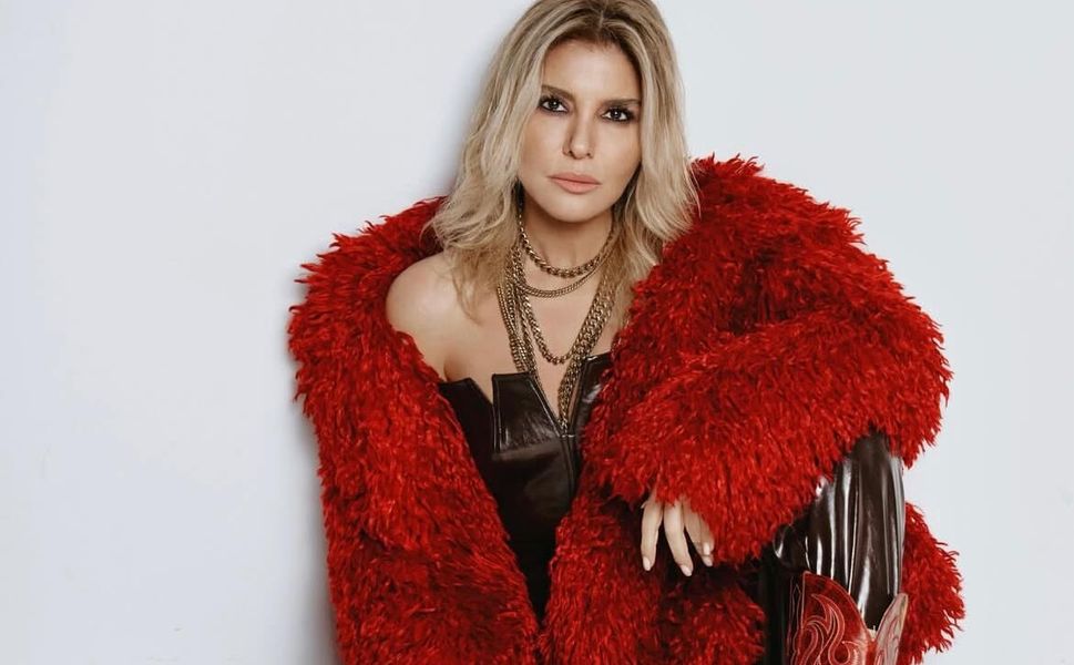 Gülben Ergen'in Kapısına Polis Dayandı!