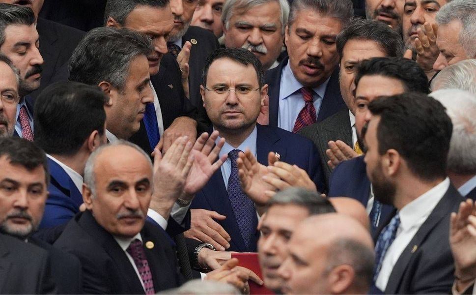 CHP’li Tezcan’dan Akın Gürlek’in Devir Teslim Törenine Tepki