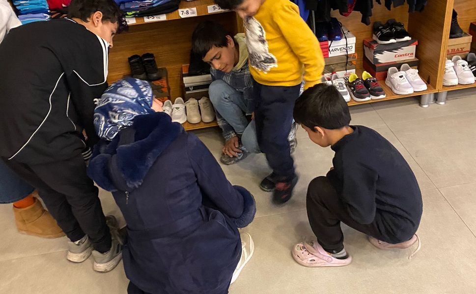 Pursaklar’da Yetim Çocuklara Bayramlık Sevinci