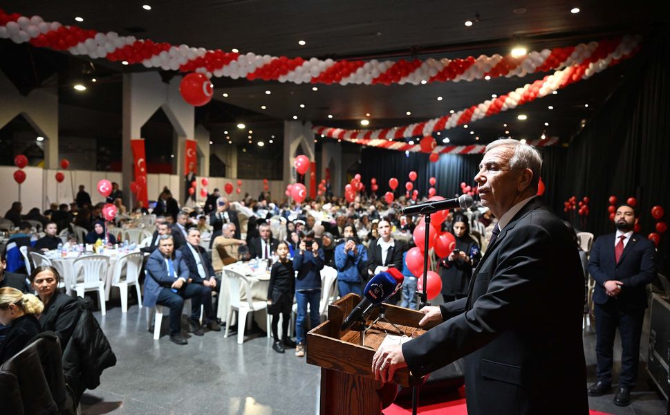 Mansur Yavaş Şehit Aileleri ve Gazilerle İftarda Buluştu