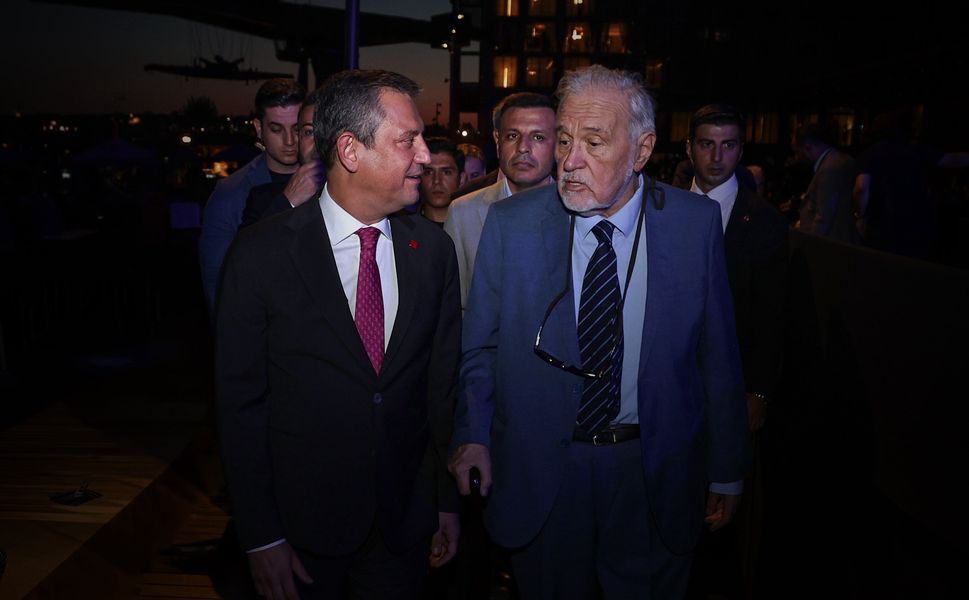 İlber Ortaylı için Özgür Özel’den duygusal taziye mesajı