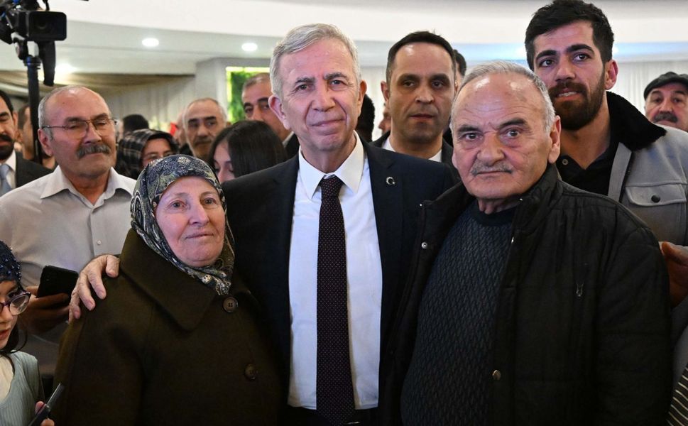 Mansur Yavaş Pursaklar'da vatandaşla buluştu