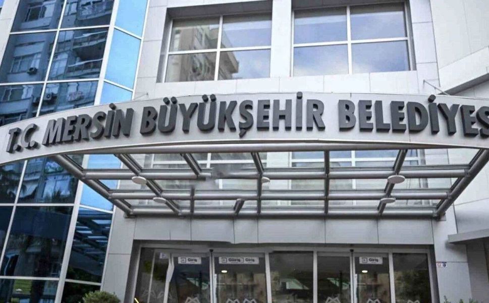 Mersin Büyükşehir Belediyesi’ne rüşvet ve ihale operasyonu!