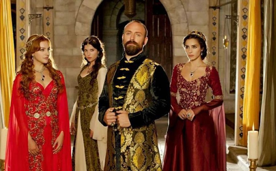 Halit Ergenç ve Meryem Uzerli 15 Yıl Sonra Aynı Filmde Buluşuyor