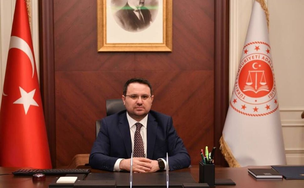 Akın Gürlek "Belgelerin Hepsi Sahte"