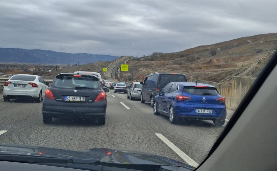 Ankara–Elmadağ Yolu Bayramda Kilitlendi!