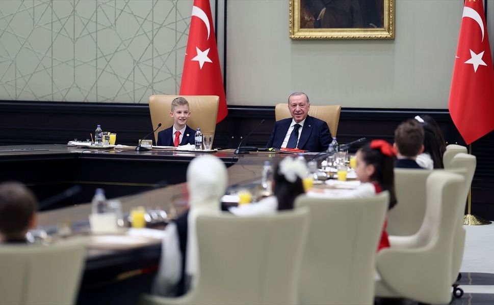 Cumhurbaşkanı Erdoğan 23 Nisan Mesajında Okul Saldırılarını da Andı!