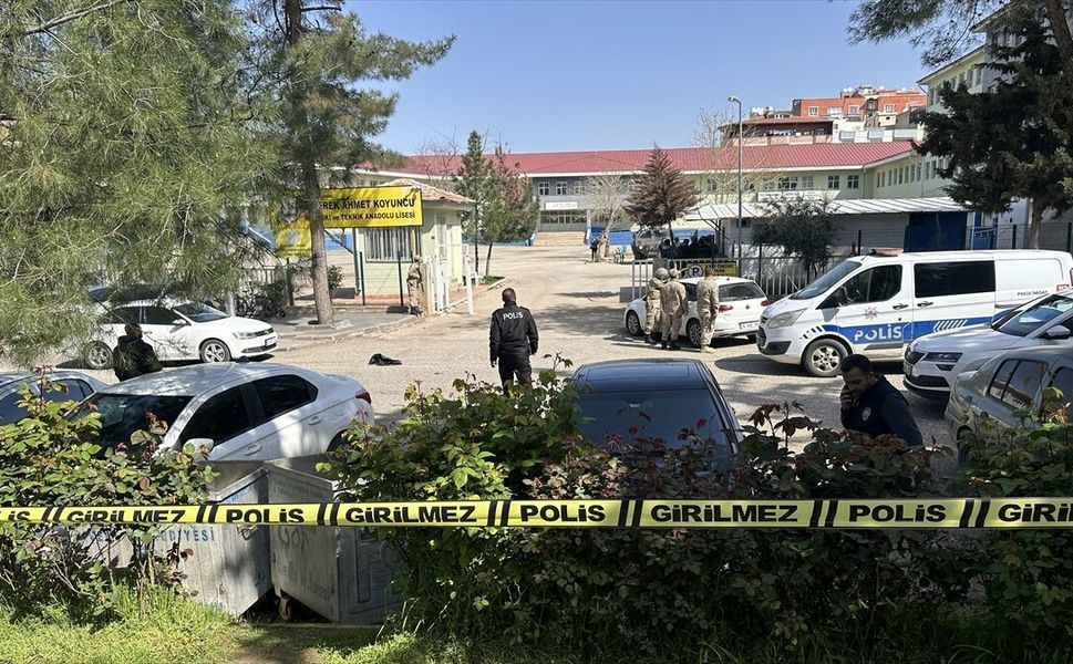 Şanlıurfa'da Okul Saldırısında 16 Kişi Yaralandı!