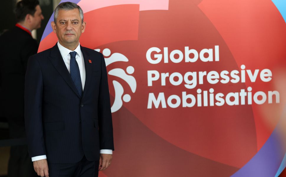 "Bir darbeye karşı halkın iradesini savunuyoruz"