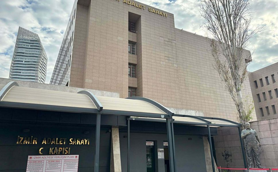 Bornova Belediyesi’nde “maaş” iddiasına soruşturma