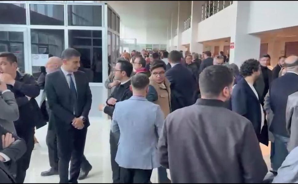 İBB davasında 15 tutuklu sanığa tahliye