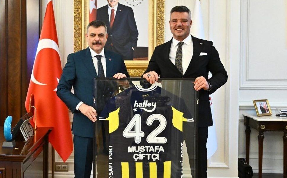 Fenerbahçe Başkanı Sadettin Saran’dan Bakan Çiftçi’ye ziyaret