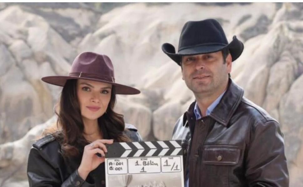 Ozan Akbaba ve Sinem Ünsal’lı “Go Türkiye” Dizisi Ne Zaman Yayına Giriyor?