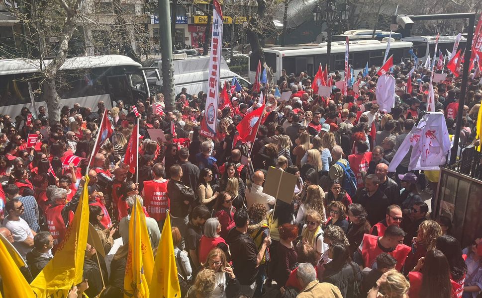 Ankara'da MEB Önünde Protesto!