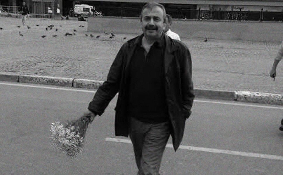 Özgür Özel’den Sırrı Süreyya Önder Mesajı: “Barışa Adanmış Bir Ömür Unutulmayacak”