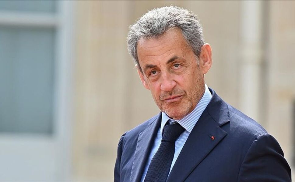 Fransa Eski Cumhurbaşkanı Sarkozy’ye Hapis Şoku