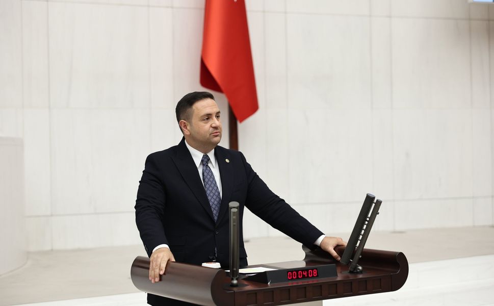 CHP’li Umut Akdoğan’dan “ekranlarda yoksunuz” eleştirilerine yanıt!