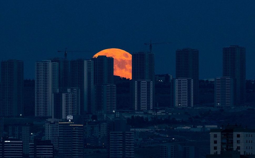 Başkent'te Dolunay Manzarası Büyüledi