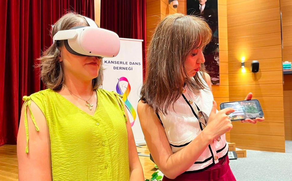 Ankara Üniversitesi’nden Kanser Hastalarına VR Destekli Eğitim Projesi