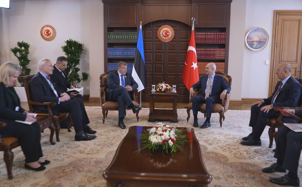 Kurtulmuş, Estonya Parlamento Başkanı Hussar ile Görüştü