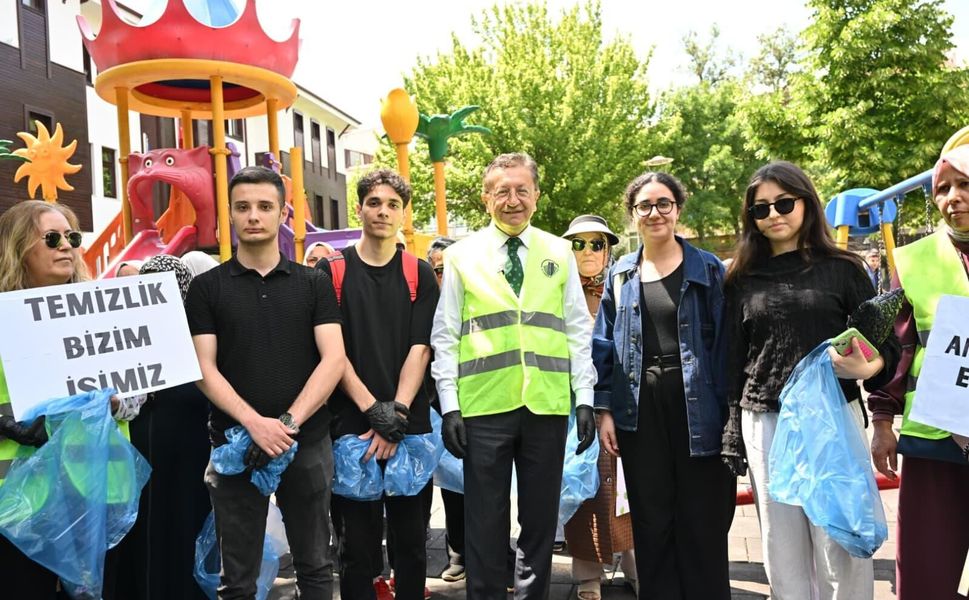 Altındağ’da Temizlik Hareketi Aydınlıkevler’de Sürdü