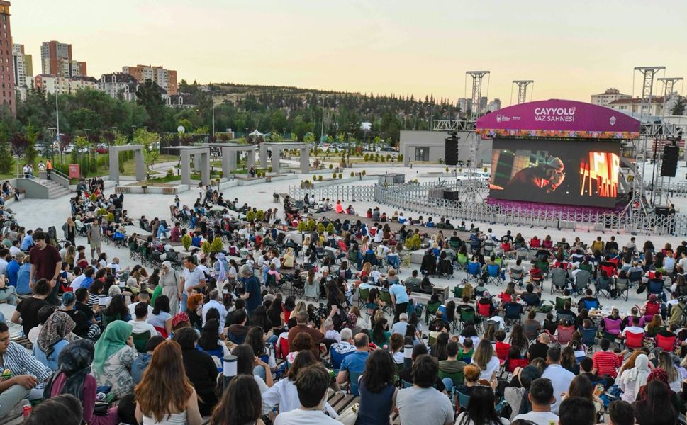 Ücretsiz Açık Hava Sinema Günleri Devam Ediyor: Hangi Film Ne Zaman Gösterimde?