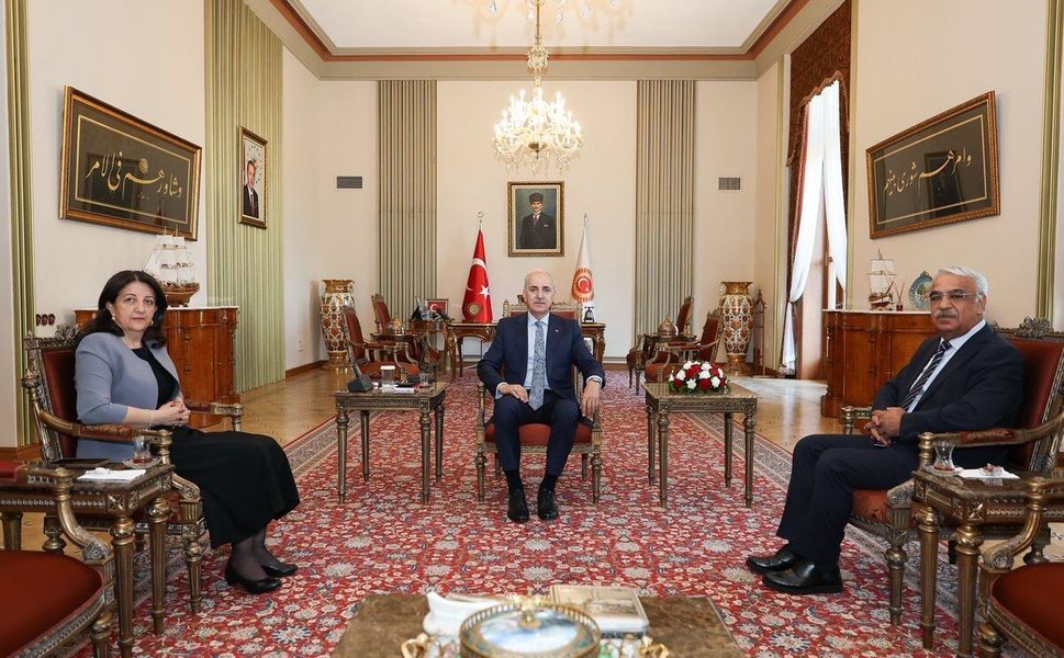 Kurtulmuş, DEM Parti İmralı Heyeti ile Terörsüz Türkiye Sürecini Görüştü!