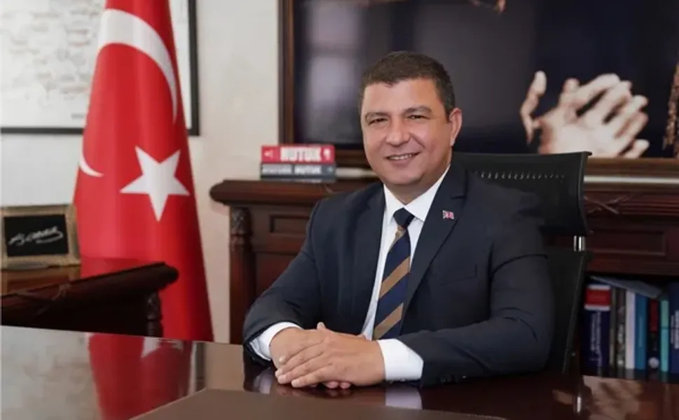Tire Belediye Başkanı Hayati Okuroğlu CHP'den İstifa Etti