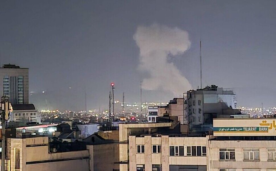 Son Dakika: İran, Bahreyn'deki ABD 5. Filosu'nu Vurduğunu Açıkladı