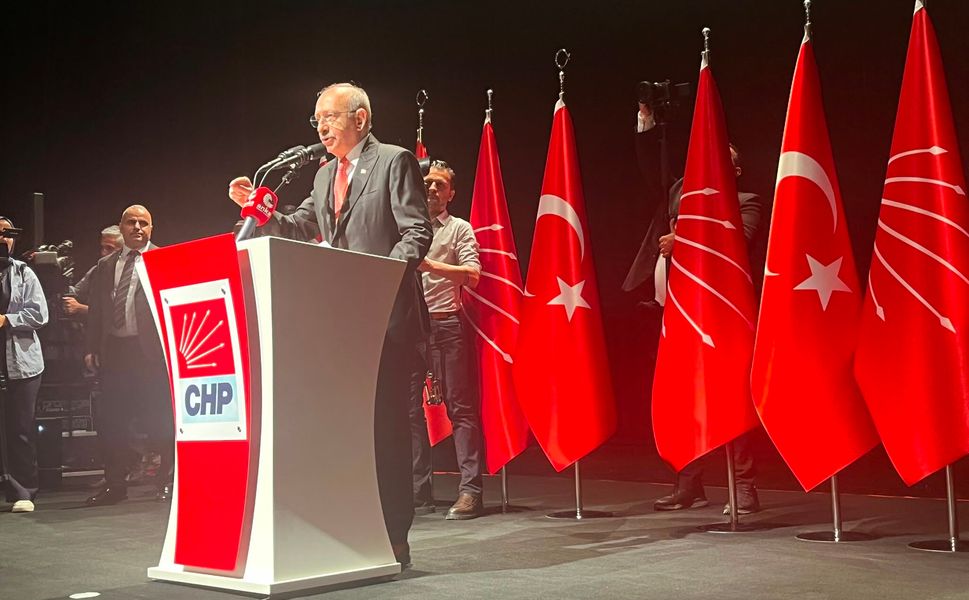 Kılıçdaroğlu Genel Merkezde Kürsüye Çıktı!