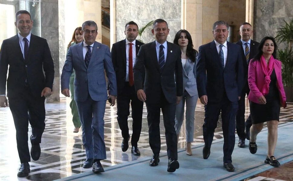 Grup Başkanvekillerini kim seçecek?