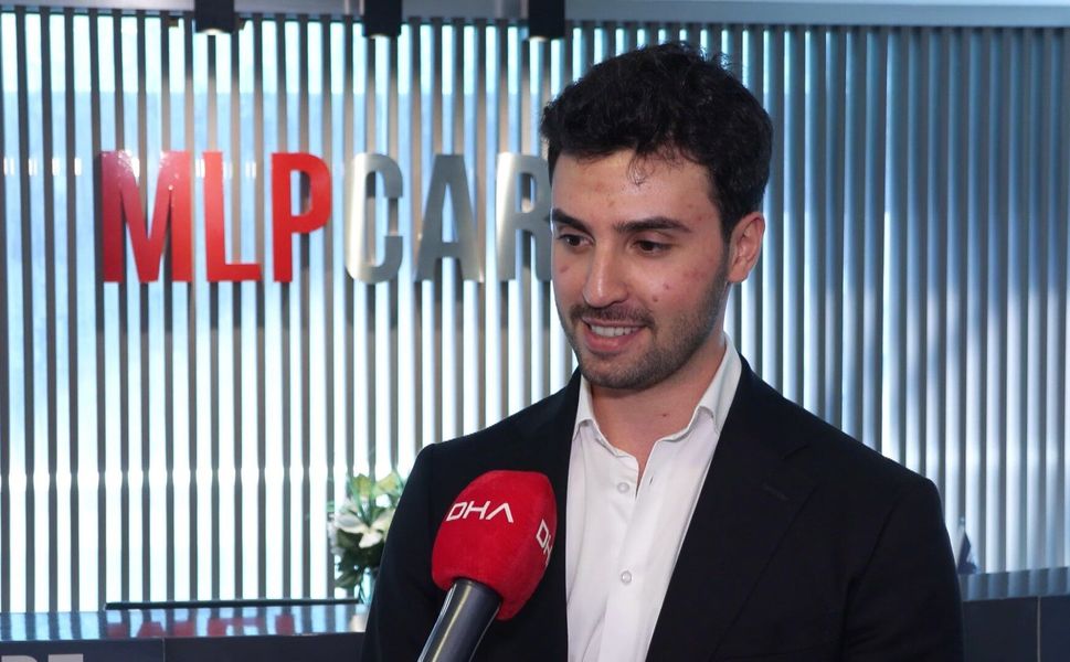 YKS Sayısal Türkiye Birincisi Başarısının Sırrını Anlattı: "En Büyük Etken Disiplin ve Çok Çalışmak"
