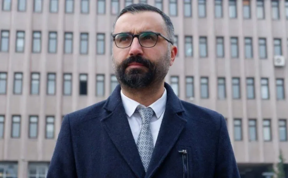 Gazeteci Alican Uludağ adli kontrolle serbest bırakıldı