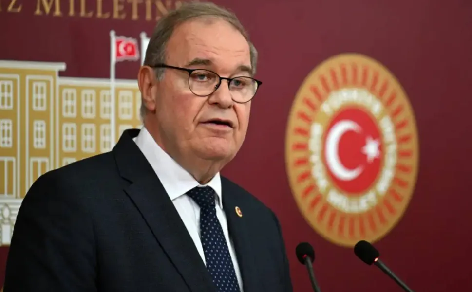 CHP'de yeni grup yönetimi belirlendi: Faik Öztrak Grup Başkanı seçildi