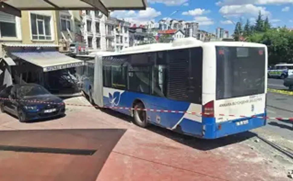 Ankara'da Feci Kaza: 7 Yaralı