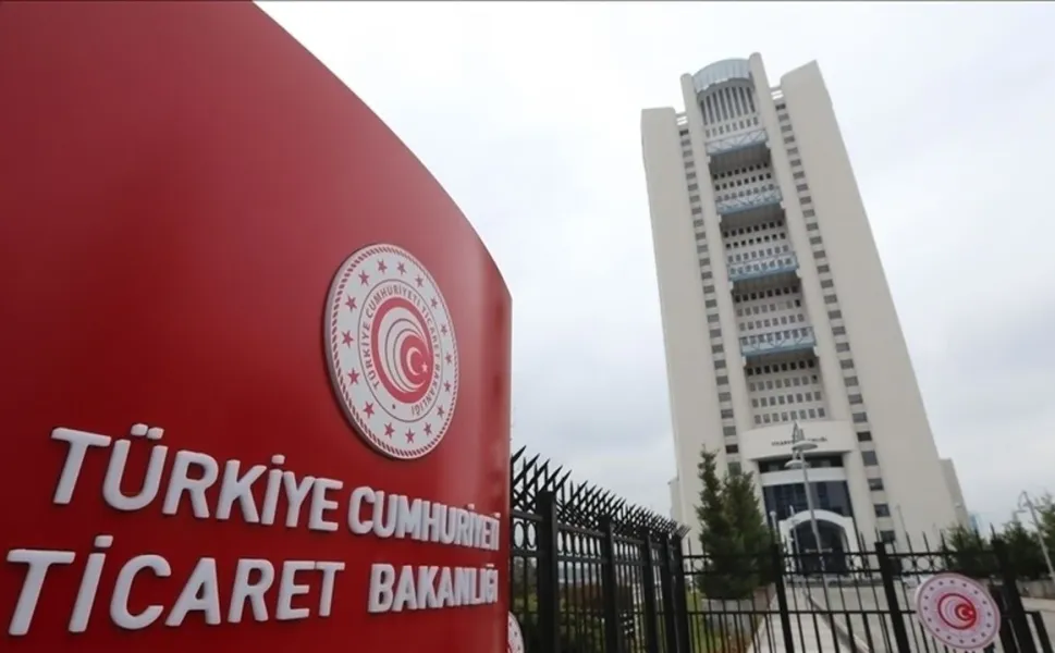 Ticaret Bakanlığı'ndan reklamlara sıkı denetim: Yapay zekâ, influencer ve hedefli reklamlara yeni kurallar