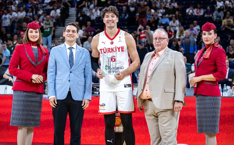A Milli Takım Çekya’yı 99-84 Mağlup Etti!